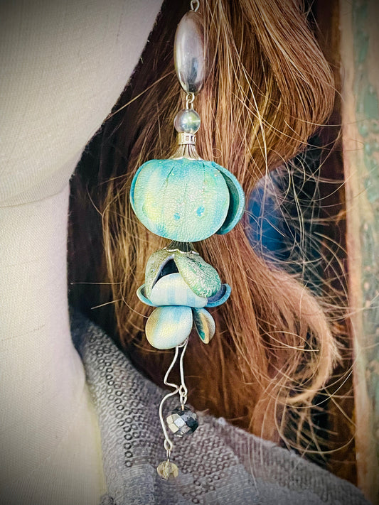Single Curled/Painted Leather Flower